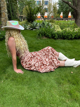 Load image into Gallery viewer, Free To Be Me Dress/Skirt - Wildfire and Lace
